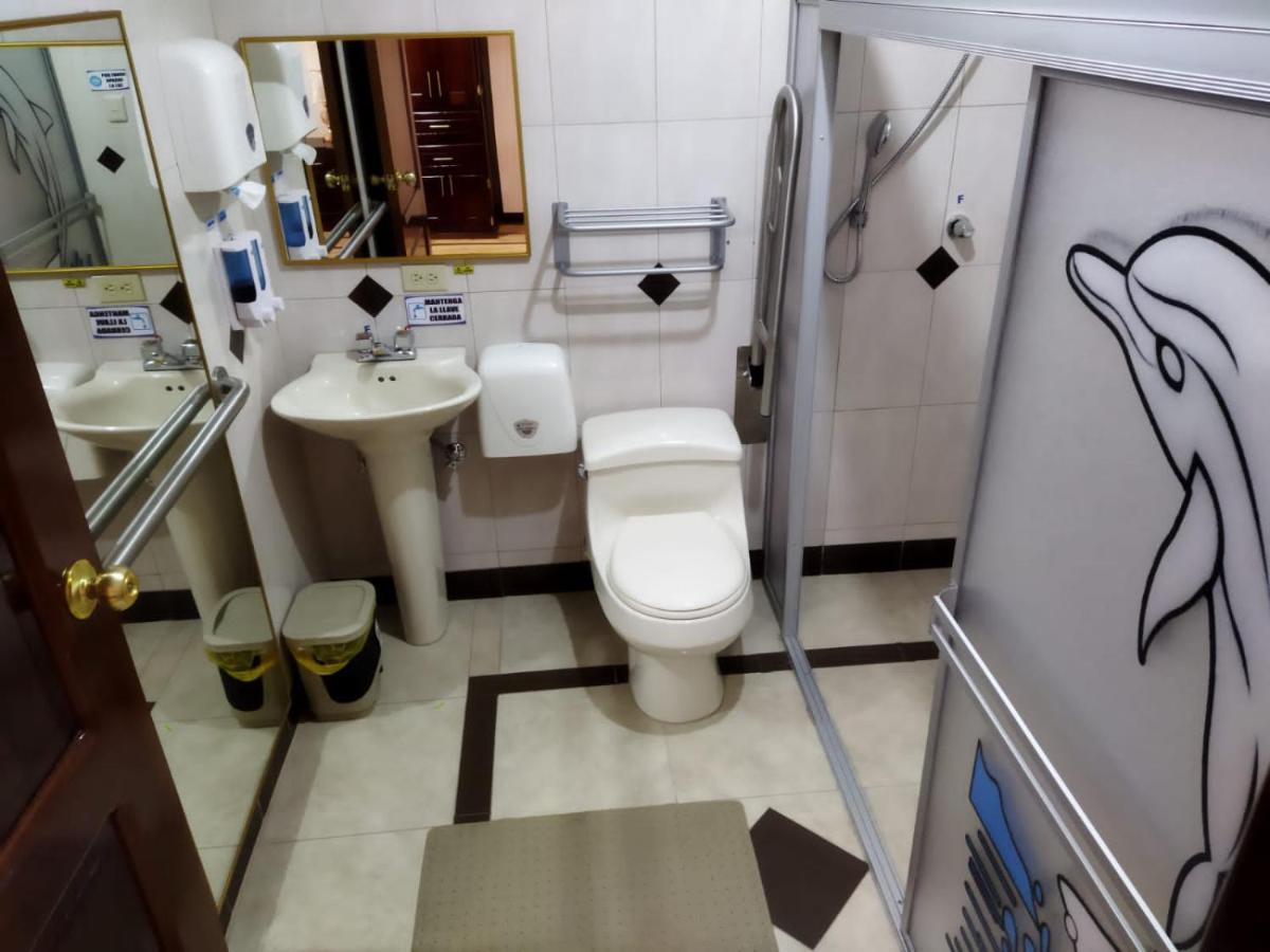 Hotel Velanez Suite Riobamba Esterno foto