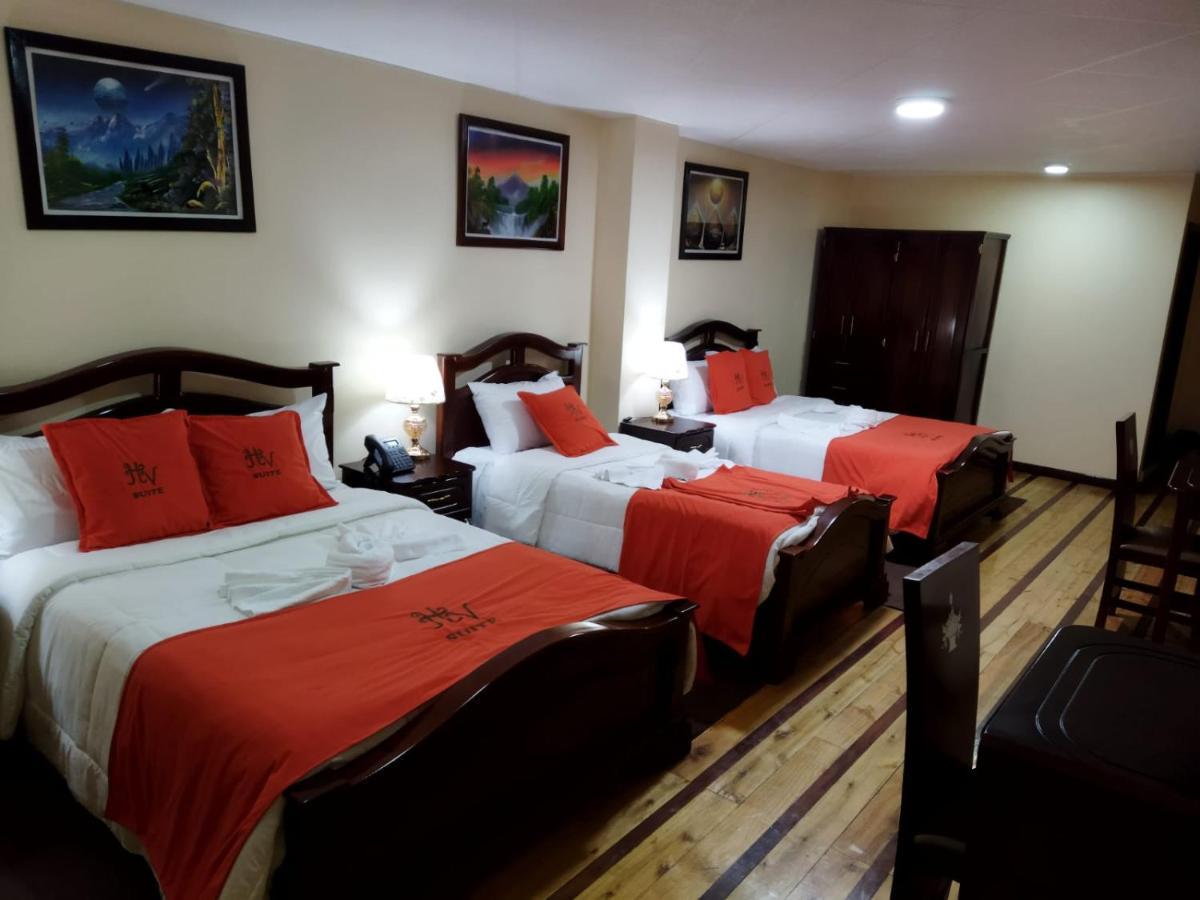 Hotel Velanez Suite Riobamba Esterno foto