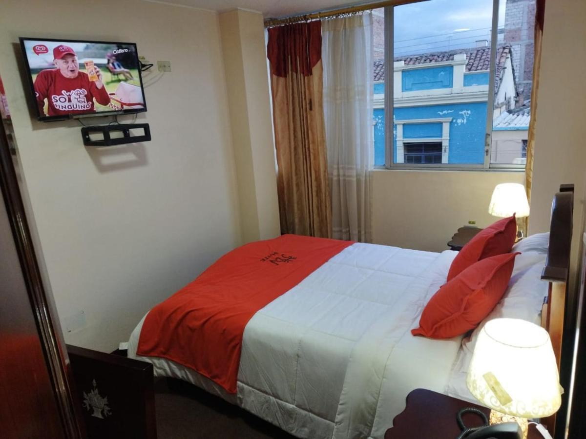 Hotel Velanez Suite Riobamba Esterno foto