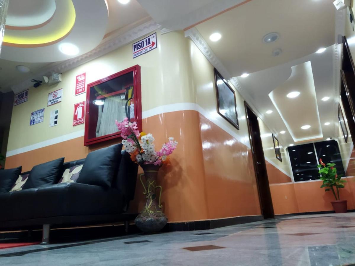 Hotel Velanez Suite Riobamba Esterno foto